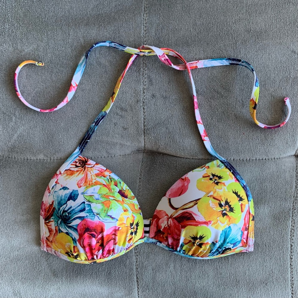NWOT LA VIE EN ROSE Push Up Bikini Top Floral Tie Up